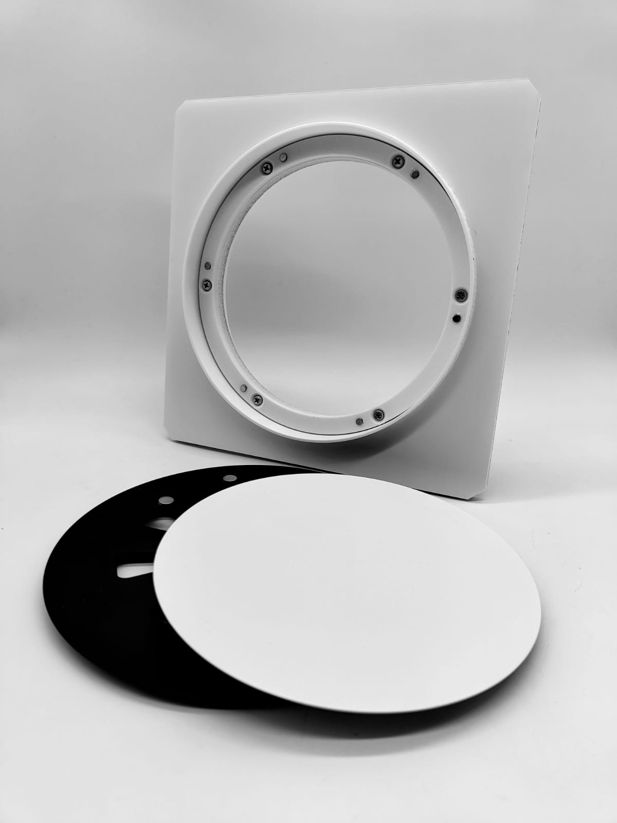 Теневой магнитный диффузор для потолков из гипсокартона 160 мм