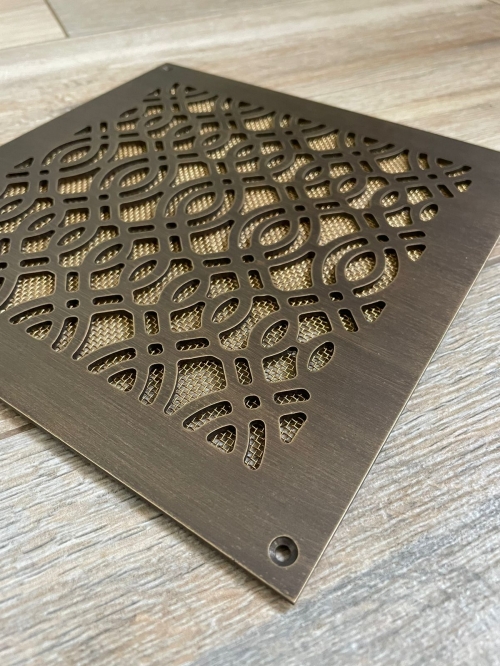 Решётка латунная с патиной LR 340 150х150